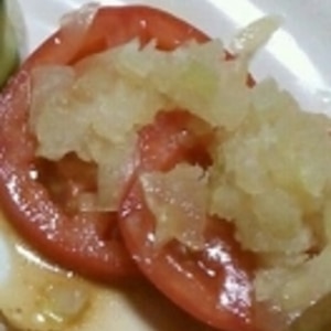 完熟トマトとざく切り玉ねぎのマリネ風サラダ☆